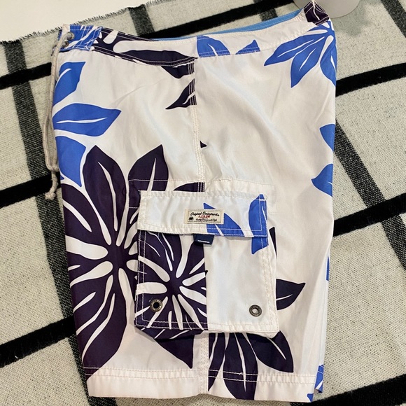 J. Crew Original Swimwear Board Shorts Hawaiian - Picture 6 of 8